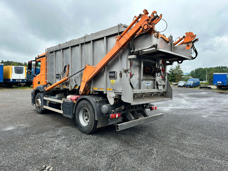 Mercedes-Benz Antos 1833 "Loosen" Tierkörperentsorgung - Container transporter/ Swap body truck: picture 4 Mercedes-Benz Antos 1833 "Loosen" Tierkörperentsorgung - Container transporter/ Swap body truck: picture 4