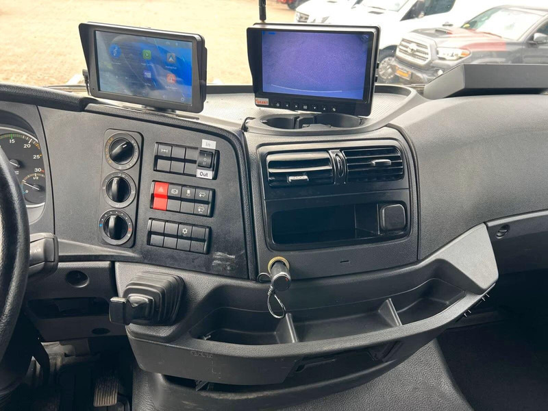 Mercedes-Benz Atego 823 - Horse transporter on lease Mercedes-Benz Atego 823 - Horse transporter: picture 20 Mercedes-Benz Atego 823 - Horse transporter on lease Mercedes-Benz Atego 823 - Horse transporter: picture 20