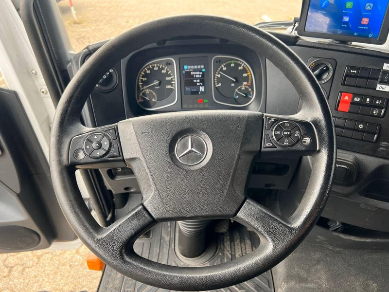 Mercedes-Benz Atego 823 - Horse transporter on lease Mercedes-Benz Atego 823 - Horse transporter: picture 16 Mercedes-Benz Atego 823 - Horse transporter on lease Mercedes-Benz Atego 823 - Horse transporter: picture 16