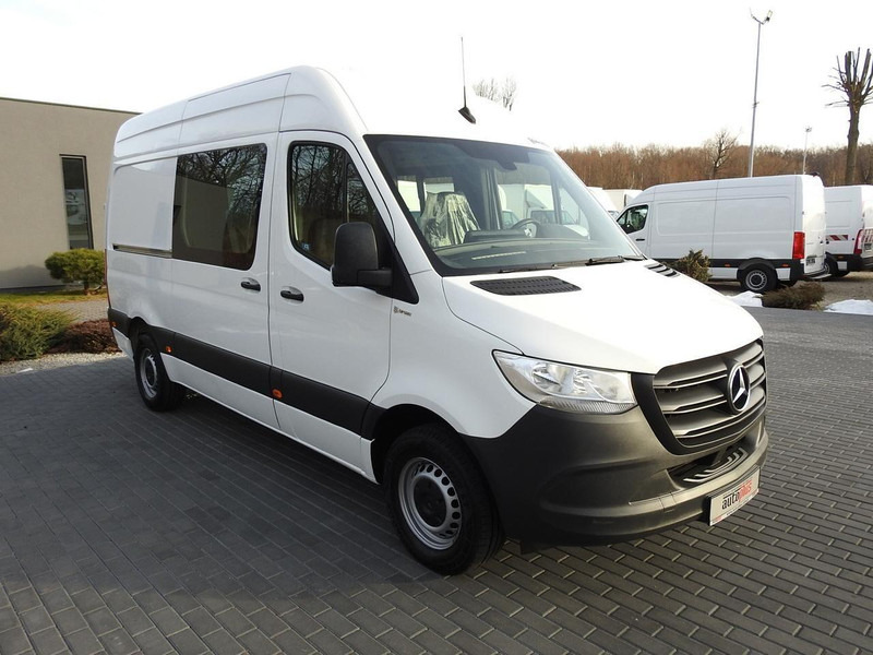 Mercedes-Benz SPRINTER 314 FURGON BRYGADÓWKA  6 MIEJSC TEMPOMAT KLIMATYZACJA - Minibus, Passenger van: picture 4 Mercedes-Benz SPRINTER 314 FURGON BRYGADÓWKA  6 MIEJSC TEMPOMAT KLIMATYZACJA - Minibus, Passenger van: picture 4