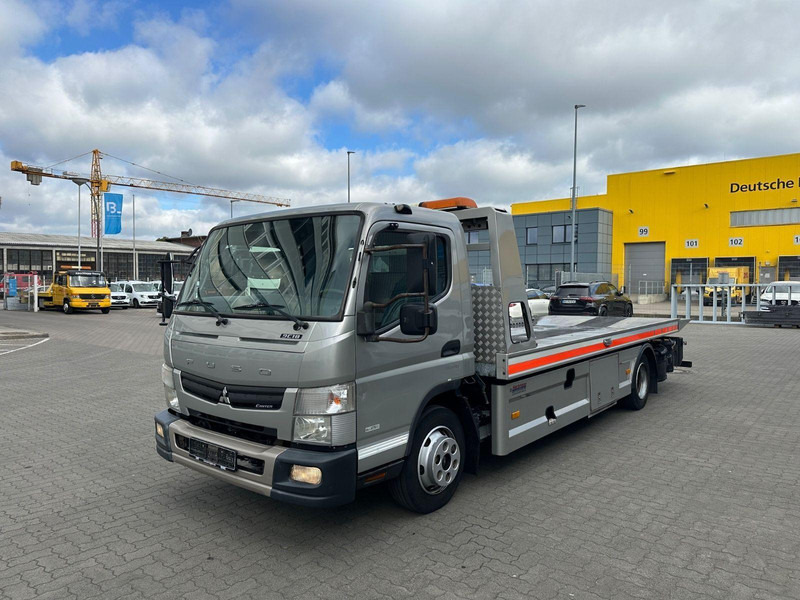 Mitsubishi Fuso Canter 9C18 - Tow truck: picture 1 Mitsubishi Fuso Canter 9C18 - Tow truck: picture 1