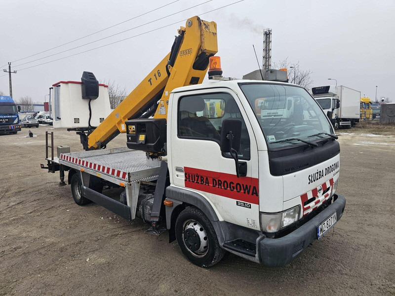 Nissan Cabstar 35.10 - Socage Lifting Basket - 16m - Truck mounted aerial platform: picture 2 Nissan Cabstar 35.10 - Socage Lifting Basket - 16m - Truck mounted aerial platform: picture 2