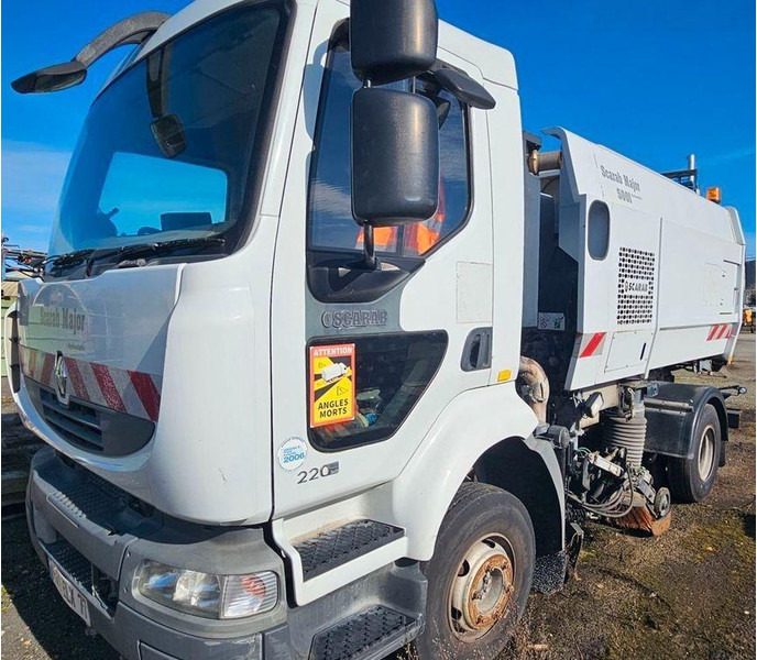 Renault MIDLUM 220 Dxi - Road sweeper truck - Road sweeper: picture 1 Renault MIDLUM 220 Dxi - Road sweeper truck - Road sweeper: picture 1