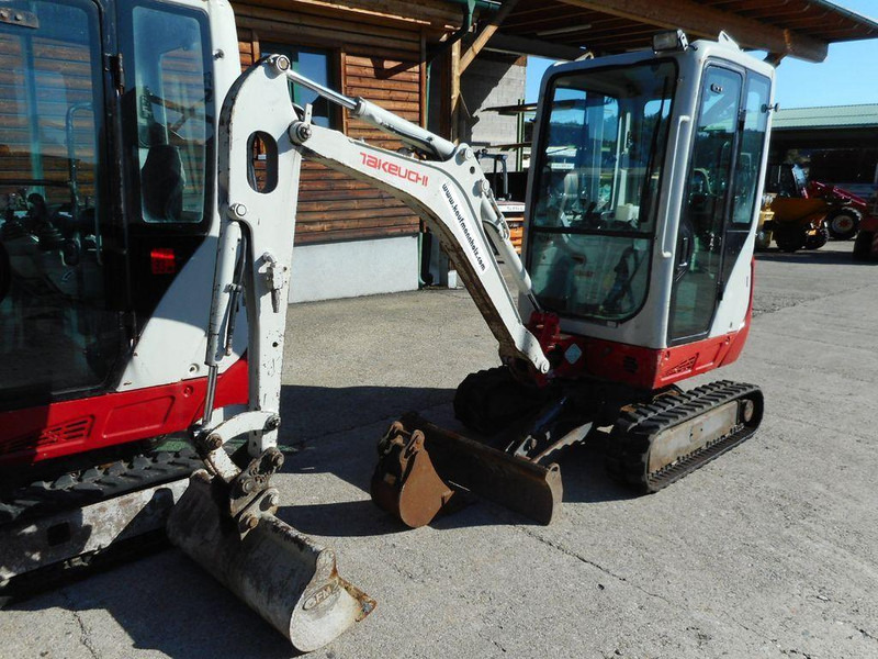 Takeuchi TB 216 Mini lánctalpas forgó-kotró - Crawler excavator: picture 1 Takeuchi TB 216 Mini lánctalpas forgó-kotró - Crawler excavator: picture 1