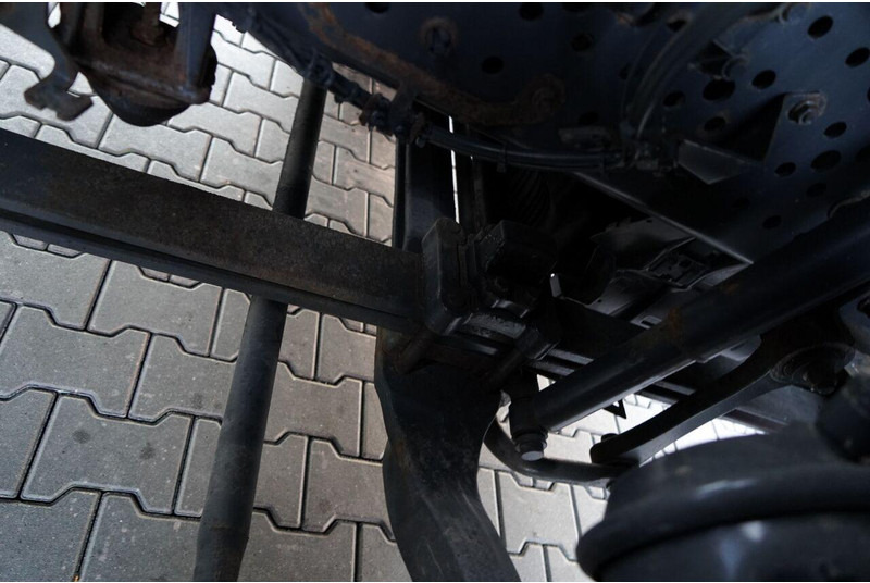 Tractor unit Mercedes-Benz ACTROS 1842: picture 16