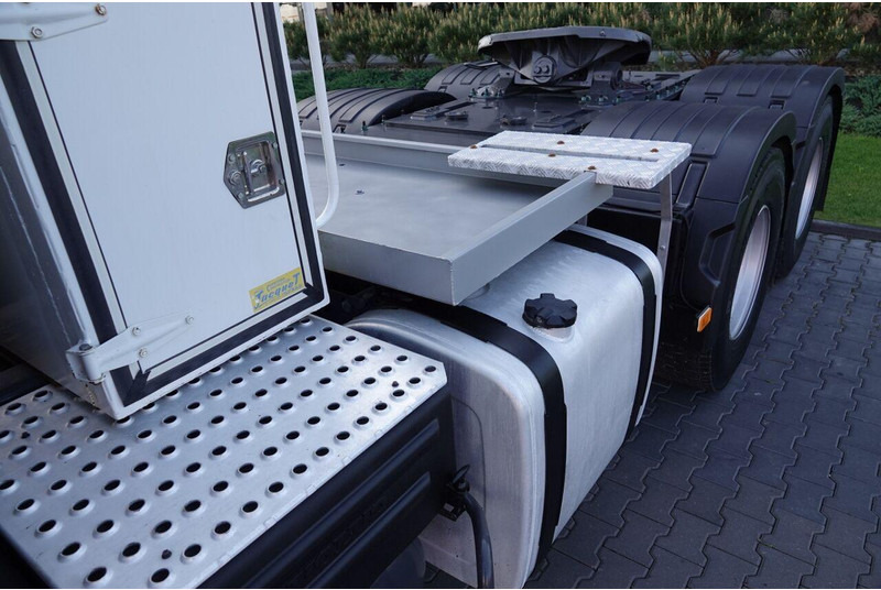 Tractor unit Volvo FH 16 / 600 / 6x4 / DMC: 180.000 KG !! / SPROWADZONY: picture 13 Tractor unit Volvo FH 16 / 600 / 6x4 / DMC: 180.000 KG !! / SPROWADZONY: picture 13