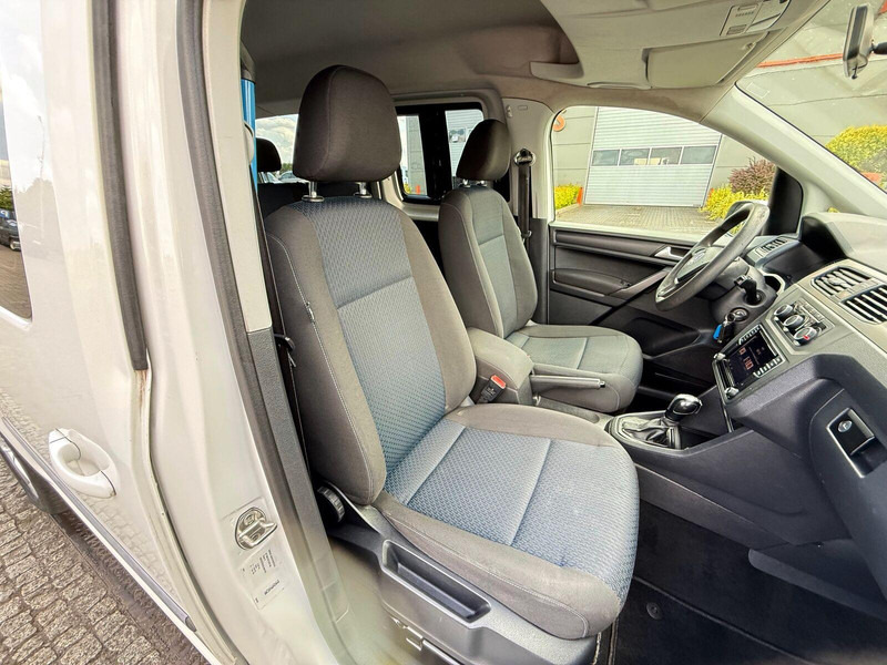 Car Volkswagen Caddy 2.0 TDI (7-Si.) DSG Maxi Family: picture 17