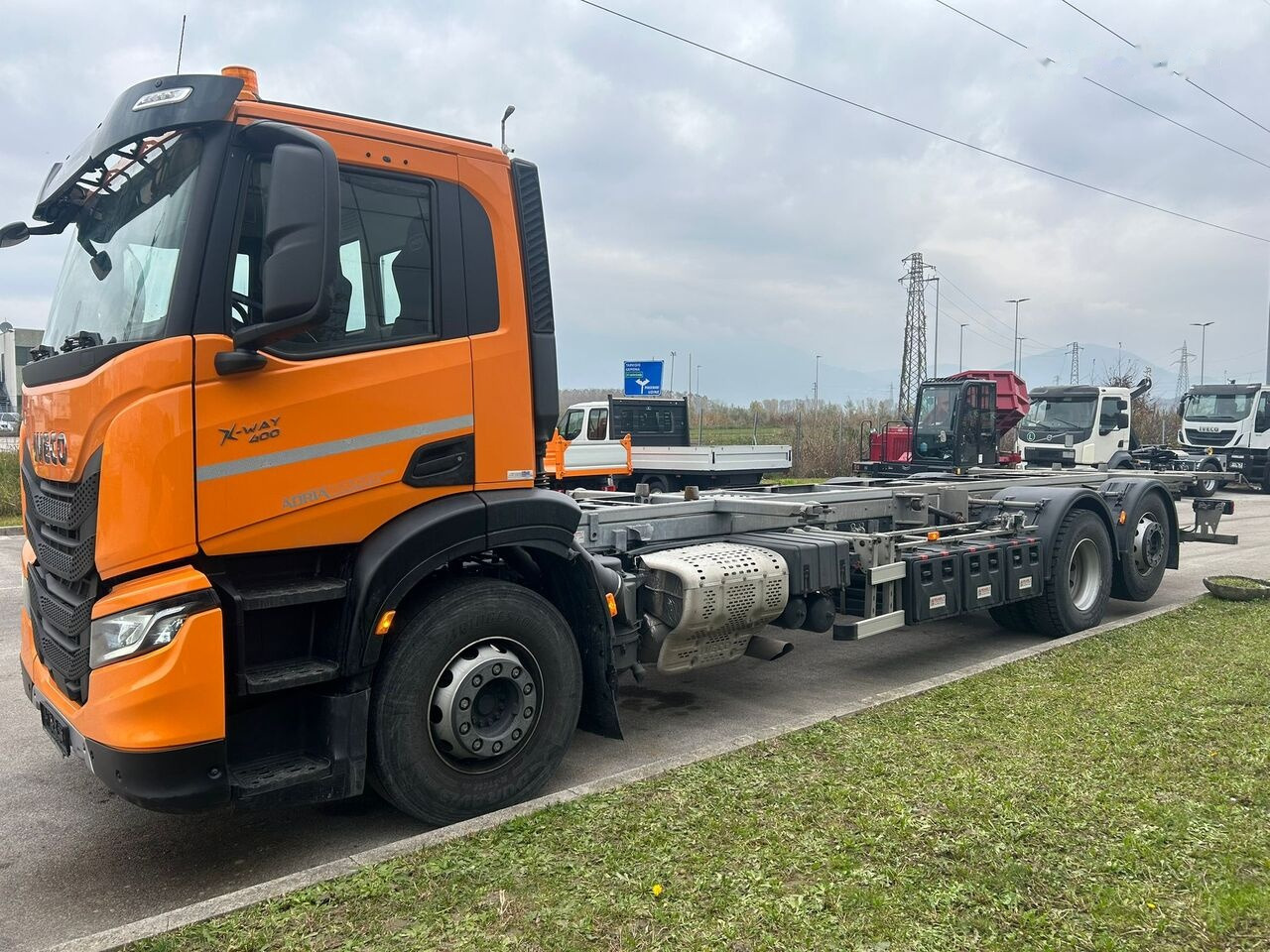 IVECO 400 - Cab chassis truck: picture 3 IVECO 400 - Cab chassis truck: picture 3