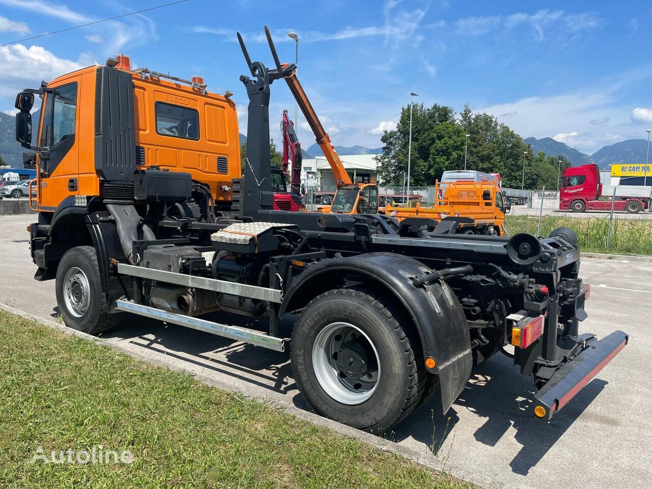 IVECO Trakker 310 AD190T31W - Hook lift truck, Crane truck: picture 5 IVECO Trakker 310 AD190T31W - Hook lift truck, Crane truck: picture 5