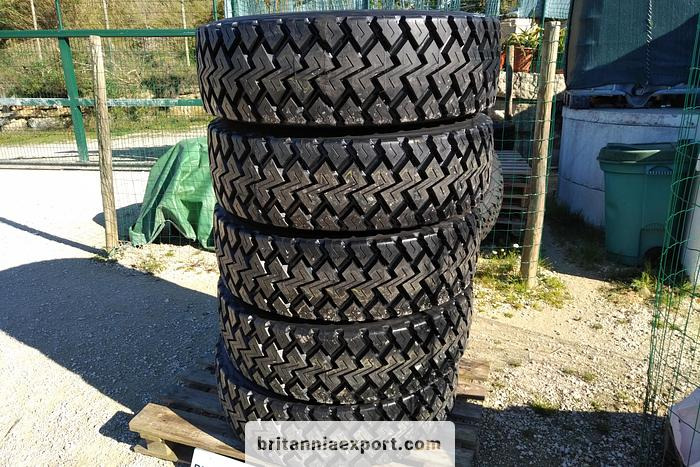 FACTORY Retread 285/70R19.5 Truck Tyres | Quarry Tread | Heavy-Duty  | Export Ready - Tire: picture 1 FACTORY Retread 285/70R19.5 Truck Tyres | Quarry Tread | Heavy-Duty  | Export Ready - Tire: picture 1