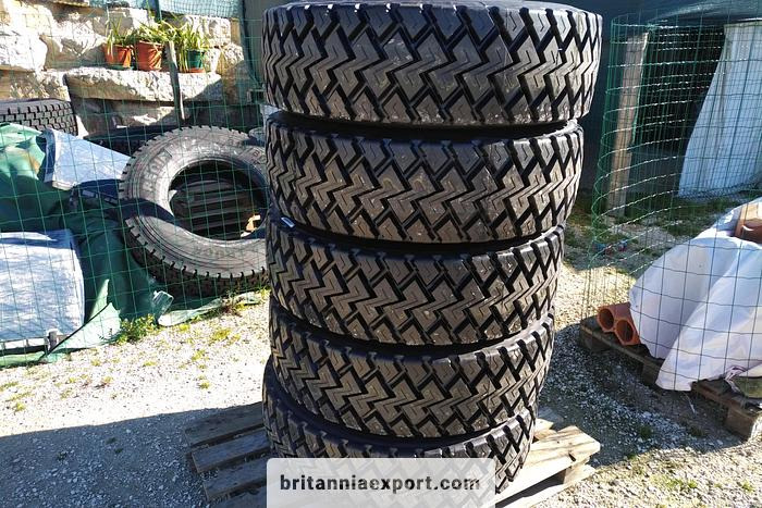 FACTORY Retread 285/70R19.5 Truck Tyres | Quarry Tread | Heavy-Duty  | Export Ready - Tire: picture 3 FACTORY Retread 285/70R19.5 Truck Tyres | Quarry Tread | Heavy-Duty  | Export Ready - Tire: picture 3