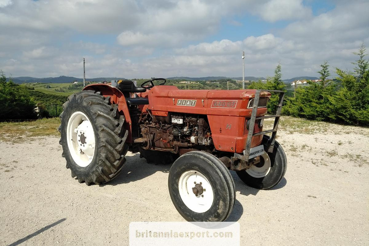 FIAT 640 Farm Tractor with Power Steering - Farm tractor: picture 1 FIAT 640 Farm Tractor with Power Steering - Farm tractor: picture 1
