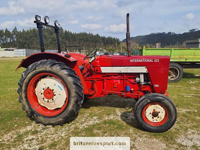International Harvester McCormick 523 | 2.9 diesel | 3 cylinder | - Farm tractor: picture 1 International Harvester McCormick 523 | 2.9 diesel | 3 cylinder | - Farm tractor: picture 1