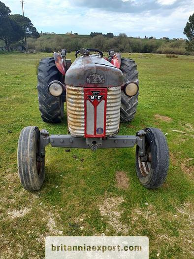 Massey Ferguson 65 | 4 cylinder diesel | disc brakes - Farm tractor: picture 2 Massey Ferguson 65 | 4 cylinder diesel | disc brakes - Farm tractor: picture 2