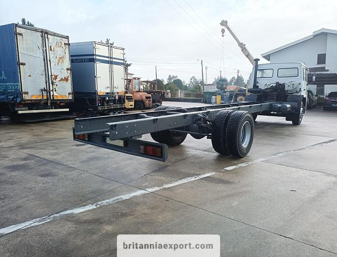 VOLVO FL6 19 | Intercooler | On springs | On 10 studs - Cab chassis truck: picture 4 VOLVO FL6 19 | Intercooler | On springs | On 10 studs - Cab chassis truck: picture 4