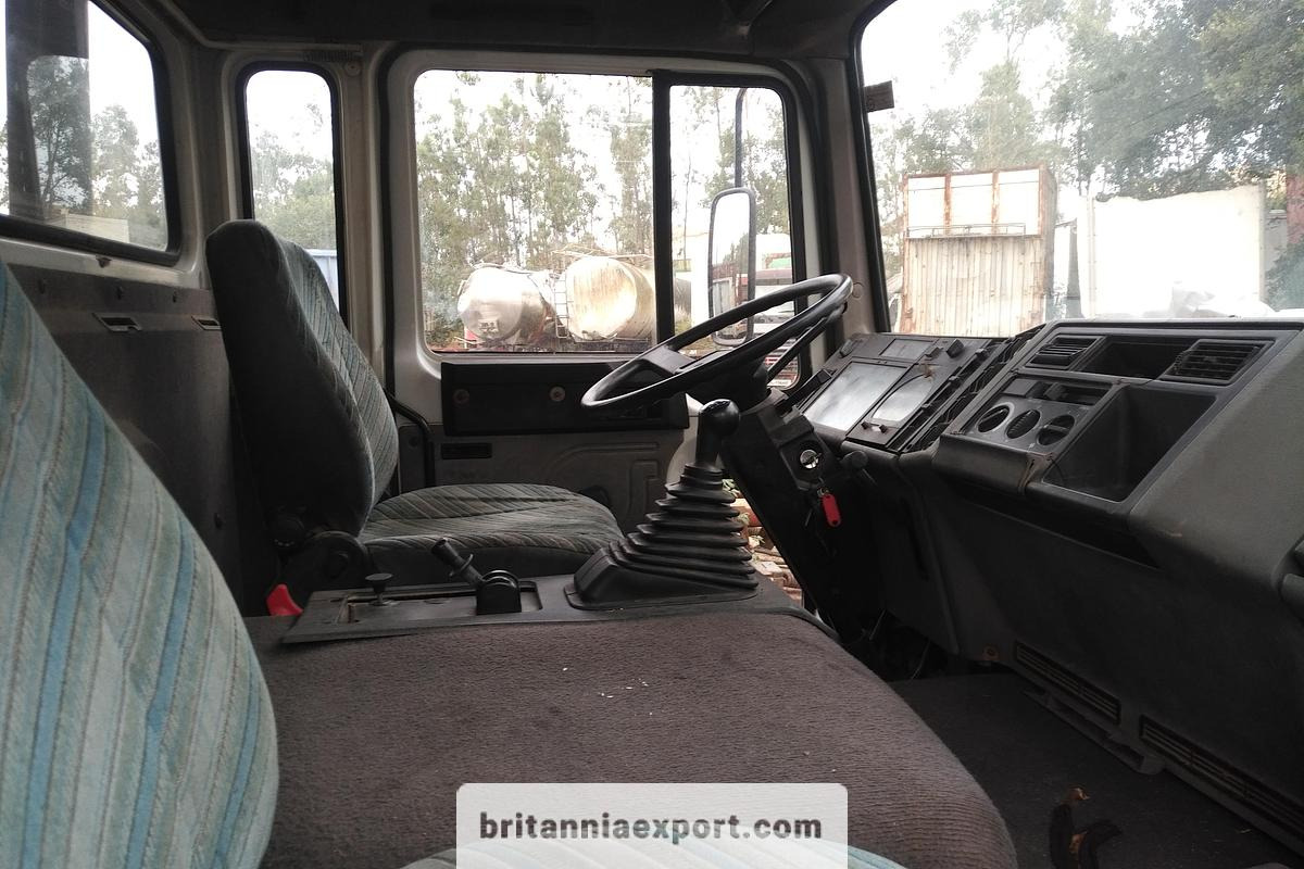 Cab chassis truck VOLVO FL619 Intercooler | Manual Pump | 19 Ton | On 10 Studs | Full Springs Suspension |: picture 19