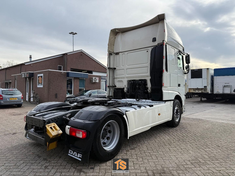 DAF FT XF 106.460 SSC RETARDER - KLIMA - 2 TANKS - GERMAN TRUCK - Tractor unit: picture 4 DAF FT XF 106.460 SSC RETARDER - KLIMA - 2 TANKS - GERMAN TRUCK - Tractor unit: picture 4