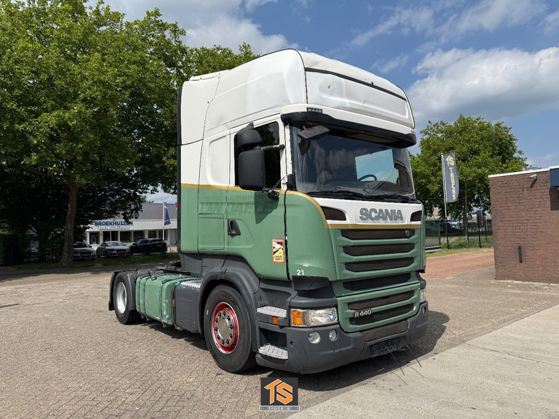 Scania R440 3-PEDAL - RETARDER - TOP TRUCK - Tractor unit: picture 3 Scania R440 3-PEDAL - RETARDER - TOP TRUCK - Tractor unit: picture 3