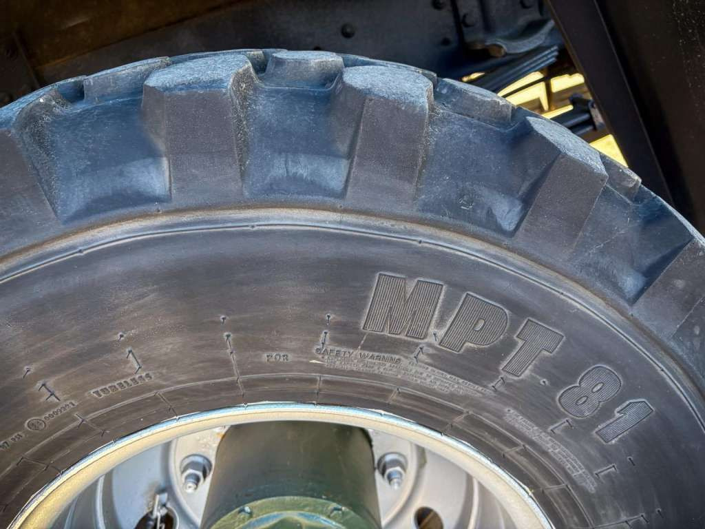 New Curtainsider truck Iveco  EUROCARGO 4x4 Offroad Camper Winde: picture 26 New Curtainsider truck Iveco  EUROCARGO 4x4 Offroad Camper Winde: picture 26