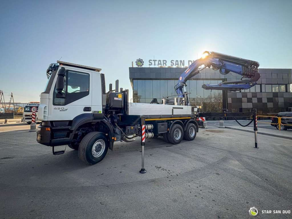 Iveco TRAKKER 450 6x6 PM41S FLY JIB Crane Kipper - Crane truck: picture 2 Iveco TRAKKER 450 6x6 PM41S FLY JIB Crane Kipper - Crane truck: picture 2