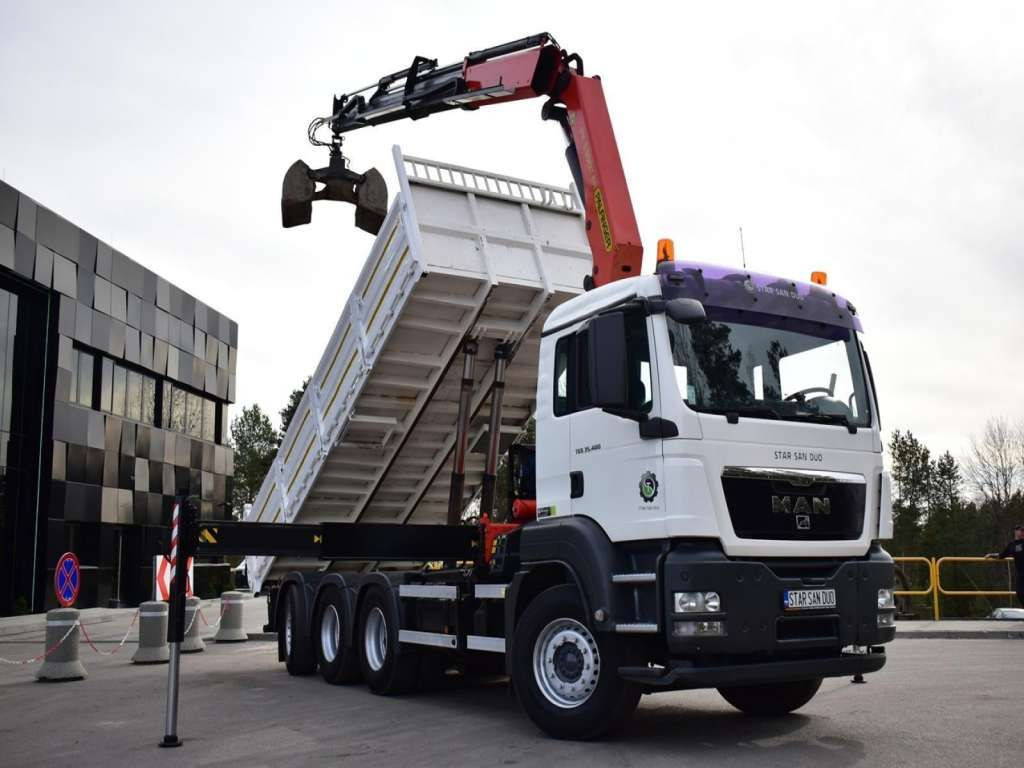 Crane truck MAN  TGS 35.400 8X4 PALFINGER PK 33002 CRANE KIPPER: picture 10
