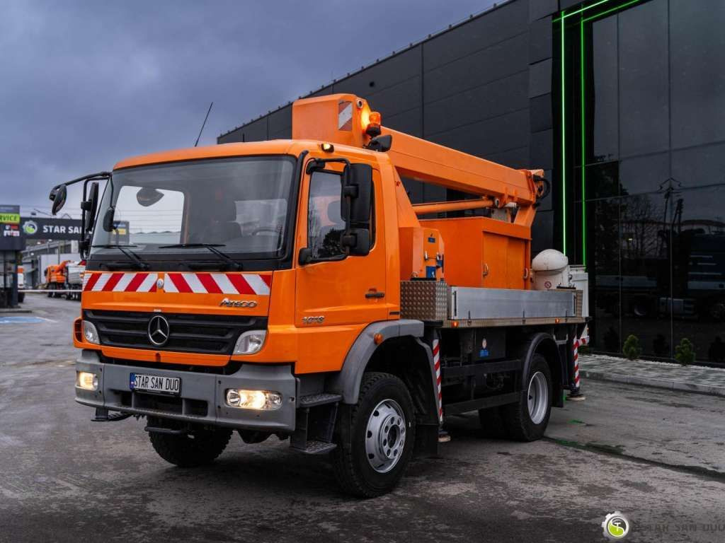 Mercedes-Benz ATEGO 1018 WUMAG WT 170 Platform Lift 17m - Truck mounted aerial platform: picture 2 Mercedes-Benz ATEGO 1018 WUMAG WT 170 Platform Lift 17m - Truck mounted aerial platform: picture 2