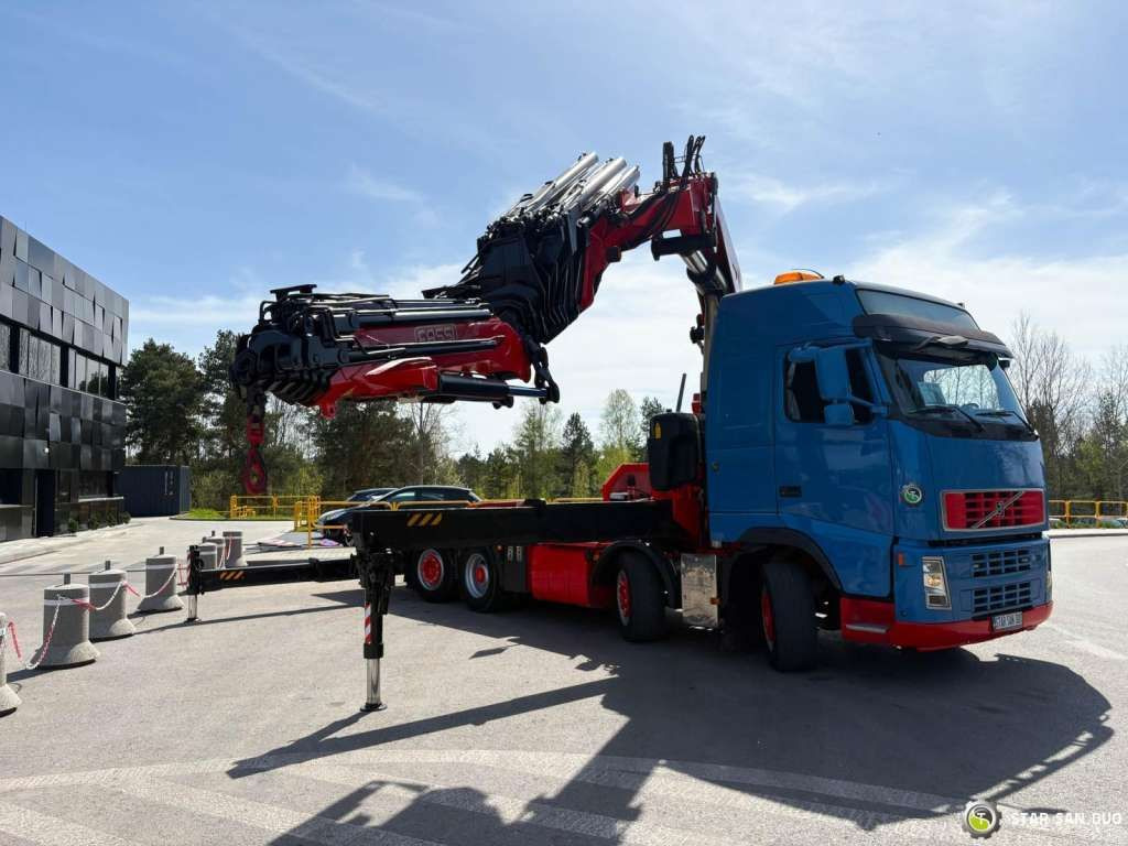 Tractor unit Volvo  FH 480 8x2 FASSI F1100AXP Crane: picture 12
