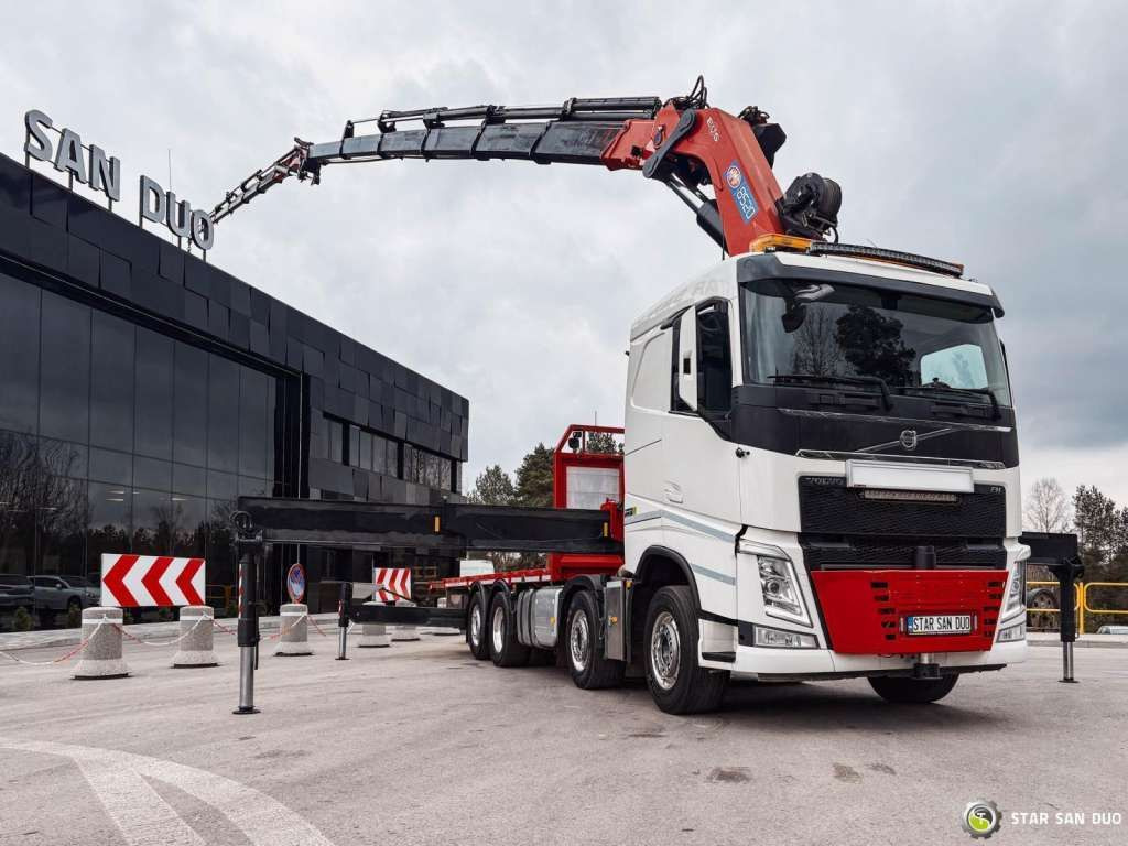 Volvo FH 550 8x2 HMF 8520 FLY JIB Winch Crane Euro 6 - Crane truck: picture 3 Volvo FH 550 8x2 HMF 8520 FLY JIB Winch Crane Euro 6 - Crane truck: picture 3
