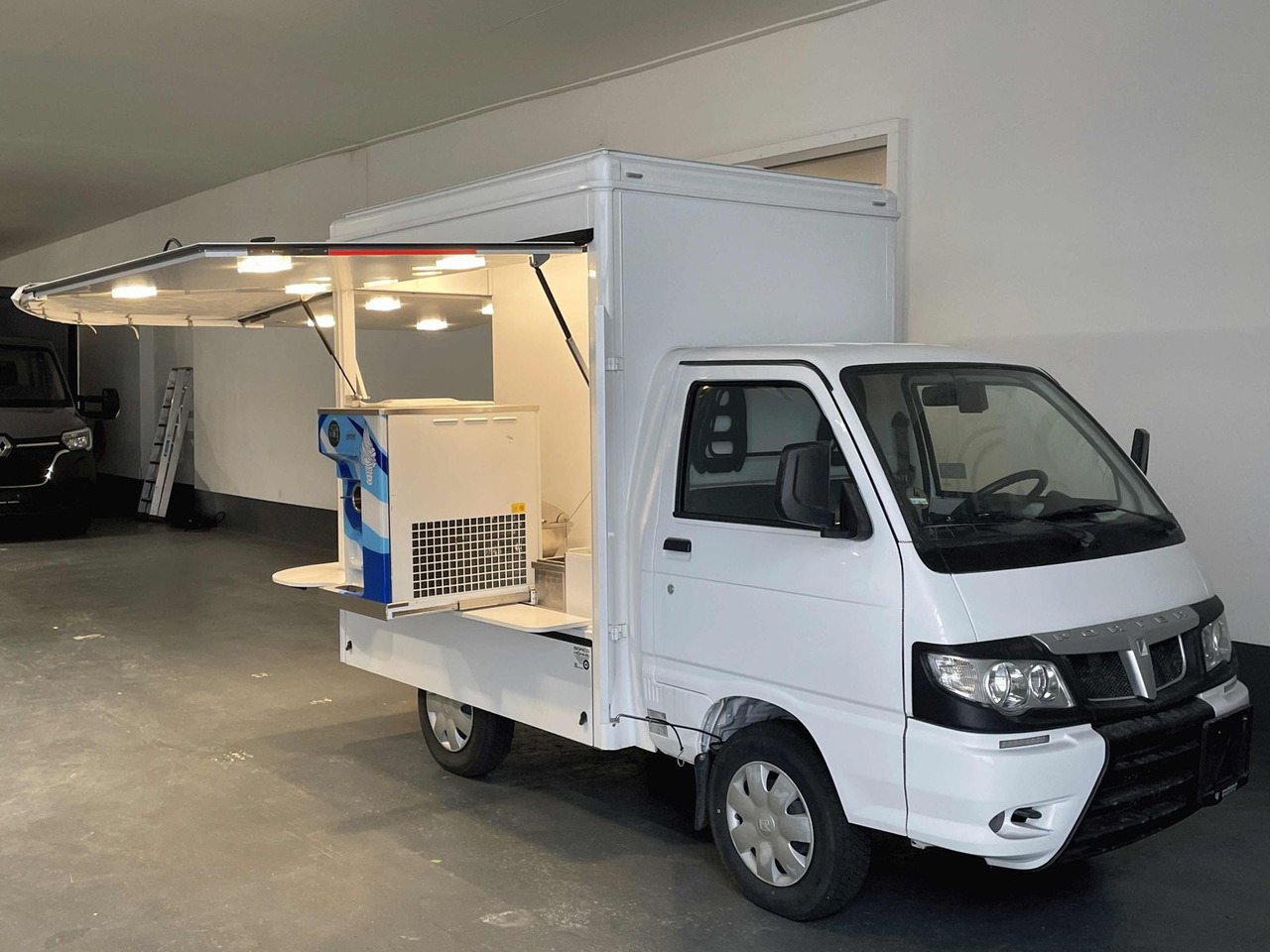 Piaggio Porter - Vending truck: picture 4 Piaggio Porter - Vending truck: picture 4