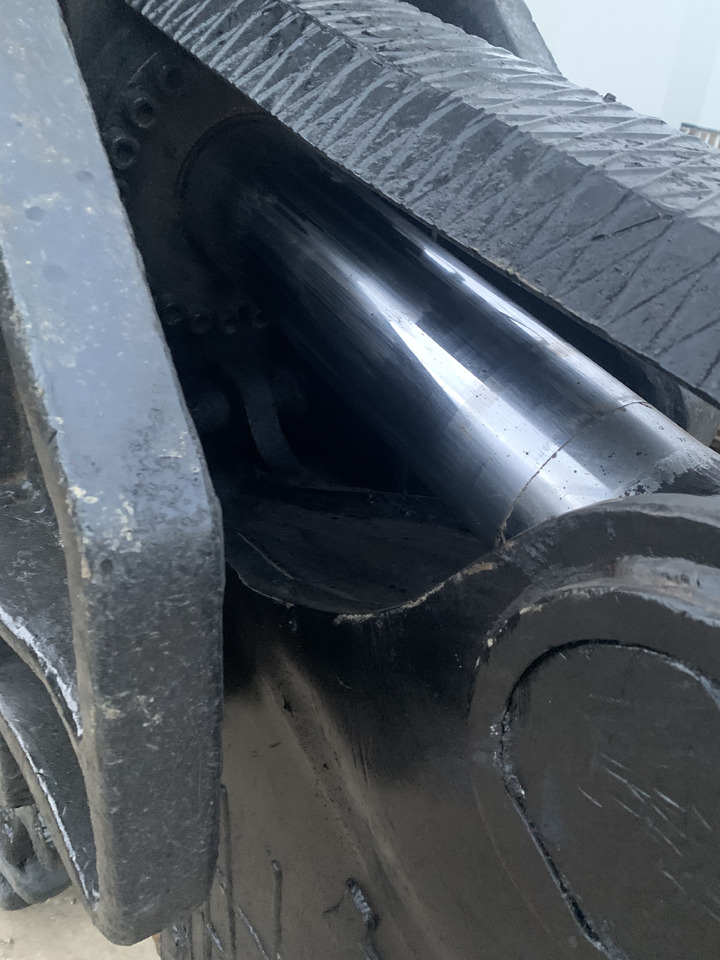 VERACHTERT VTC40 - Demolition shears for Crawler excavator: picture 5 VERACHTERT VTC40 - Demolition shears for Crawler excavator: picture 5