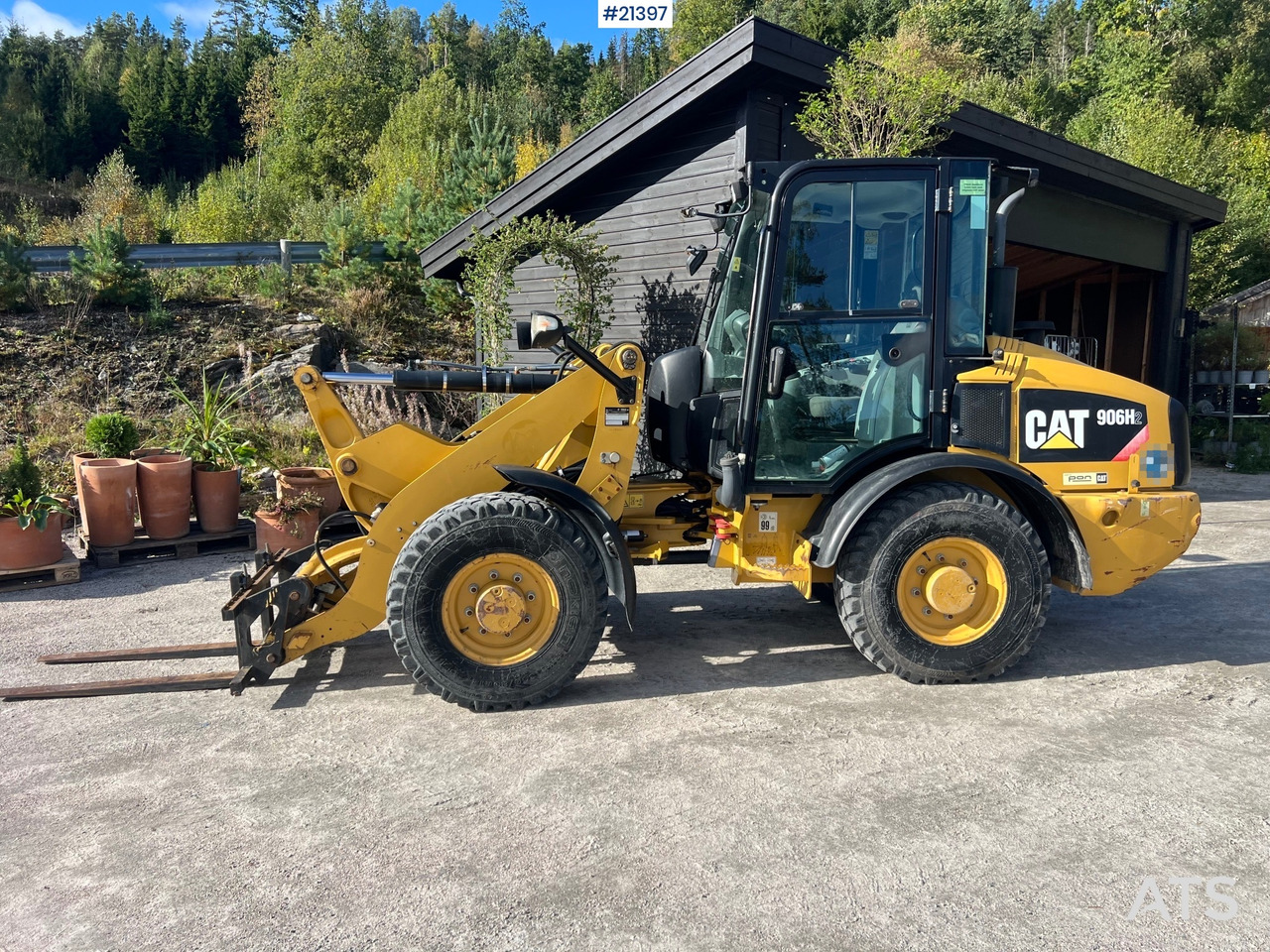 CAT 906H2 - Wheel loader: picture 3 CAT 906H2 - Wheel loader: picture 3