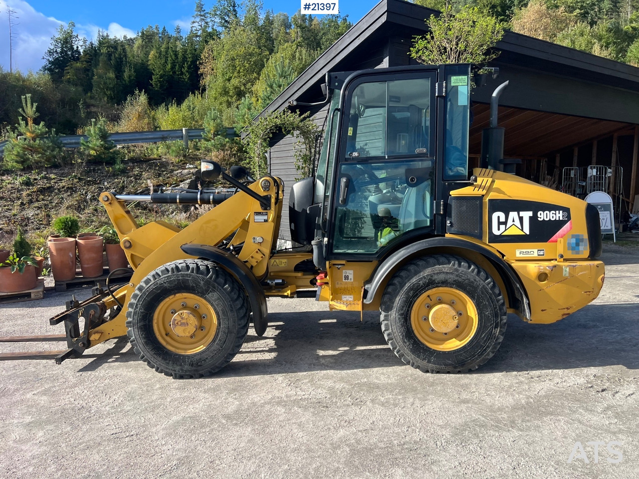 CAT 906H2 - Wheel loader: picture 5 CAT 906H2 - Wheel loader: picture 5