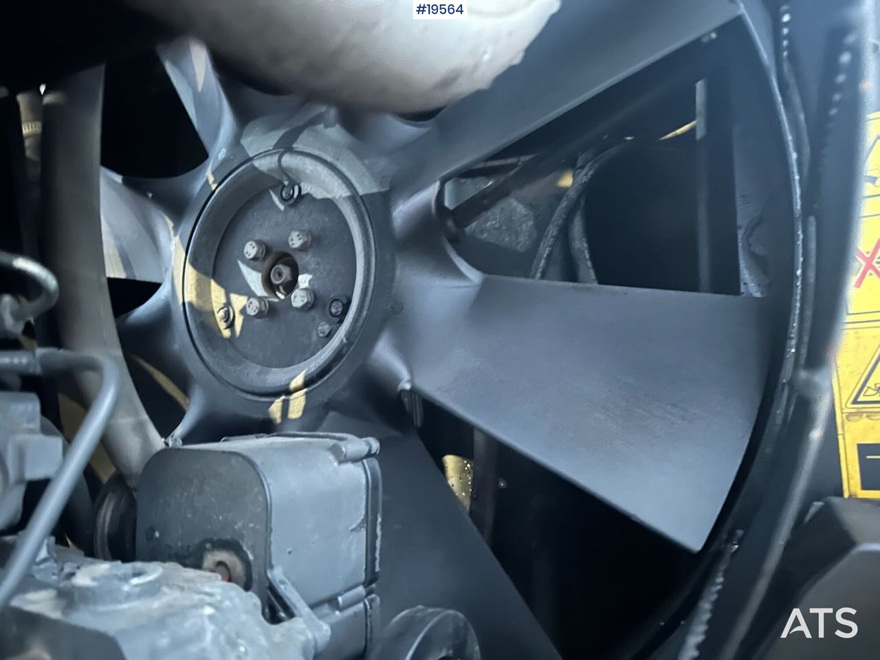 Wheel loader Case 721E hjullaster m/ snøskuffe og grusskuffe. Ny vekt og 2 sett dekk. SE VIDEO: picture 30 Wheel loader Case 721E hjullaster m/ snøskuffe og grusskuffe. Ny vekt og 2 sett dekk. SE VIDEO: picture 30