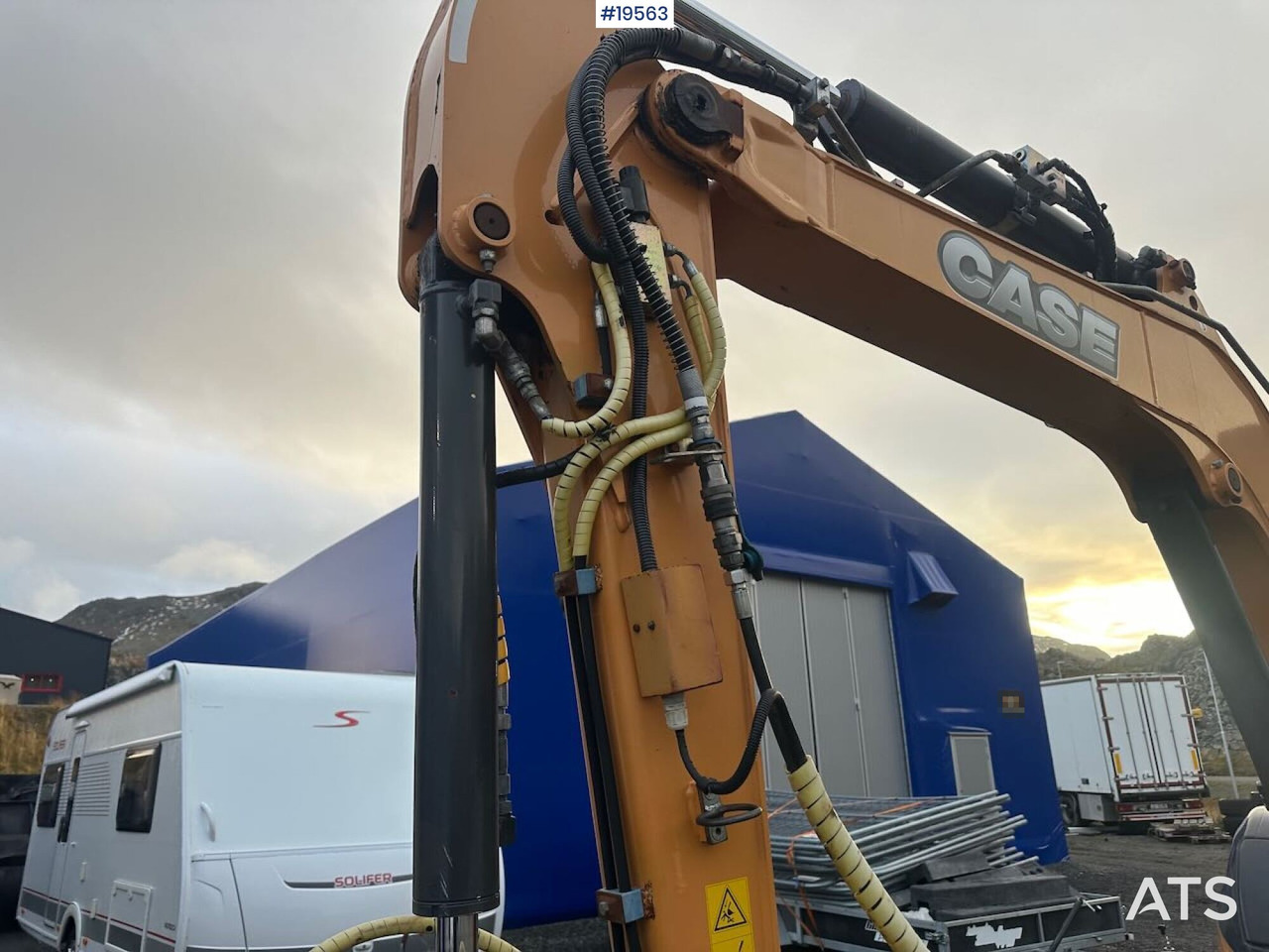 Case CX50B gravemaskin m/ rototilt, hammer, klype og 3 skuffer. Lavt timetall! - Excavator: picture 5 Case CX50B gravemaskin m/ rototilt, hammer, klype og 3 skuffer. Lavt timetall! - Excavator: picture 5