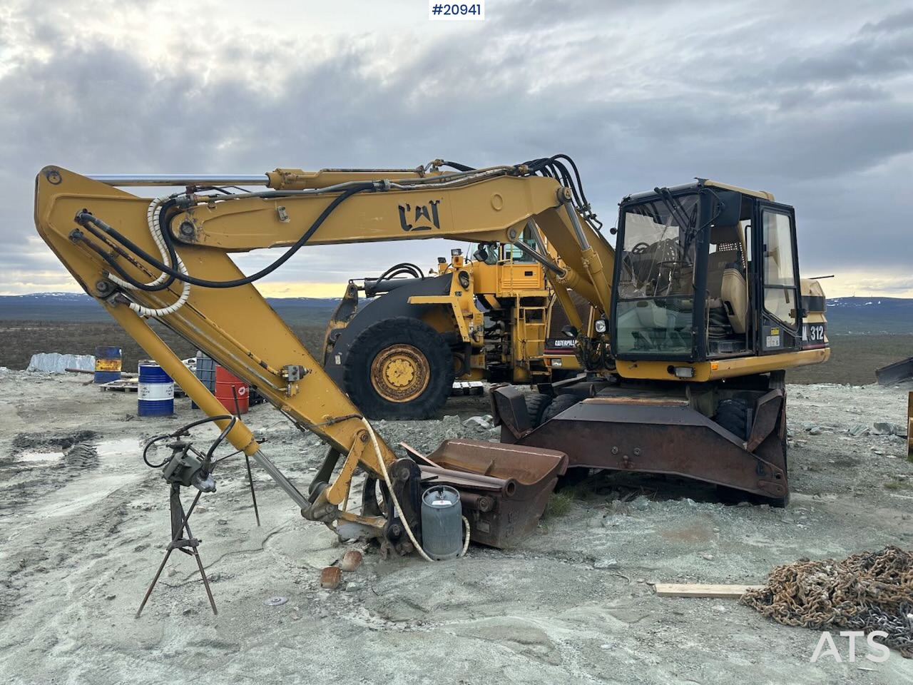 Caterpillar 312 - Wheel excavator: picture 1 Caterpillar 312 - Wheel excavator: picture 1