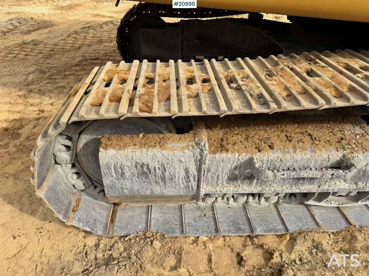 Crawler excavator Caterpillar 320EL: picture 22