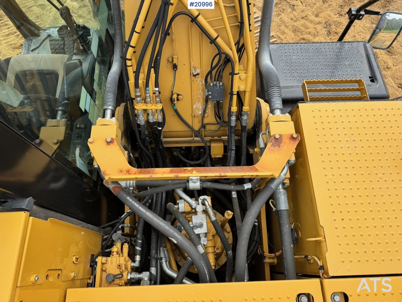 Crawler excavator Caterpillar 320EL: picture 48