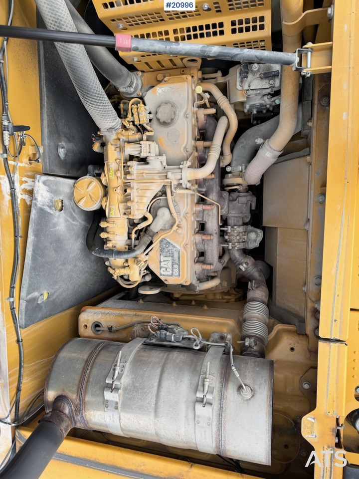 Crawler excavator Caterpillar 320EL: picture 49