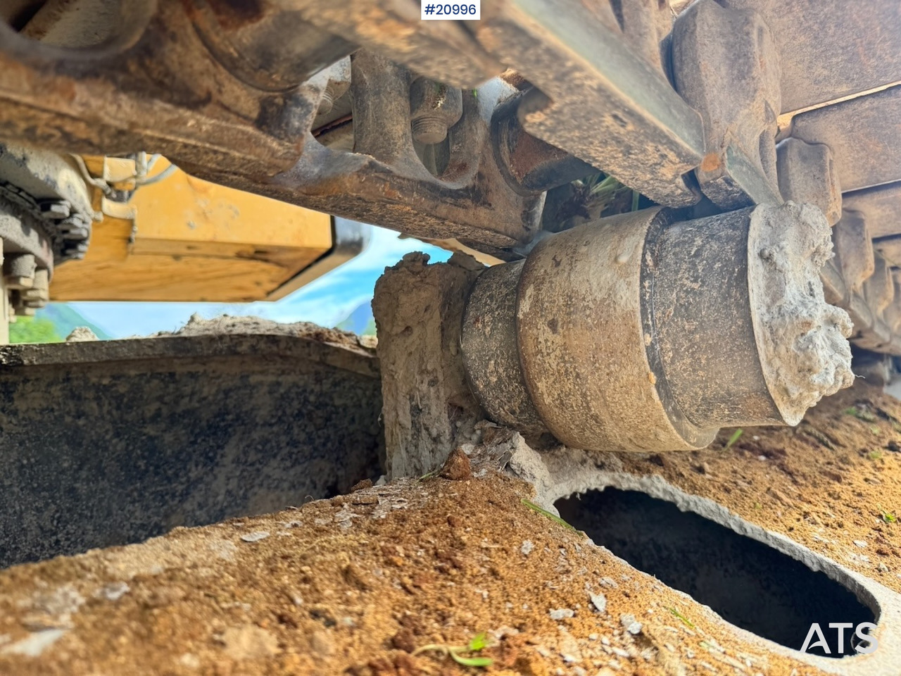 Crawler excavator Caterpillar 320EL: picture 20