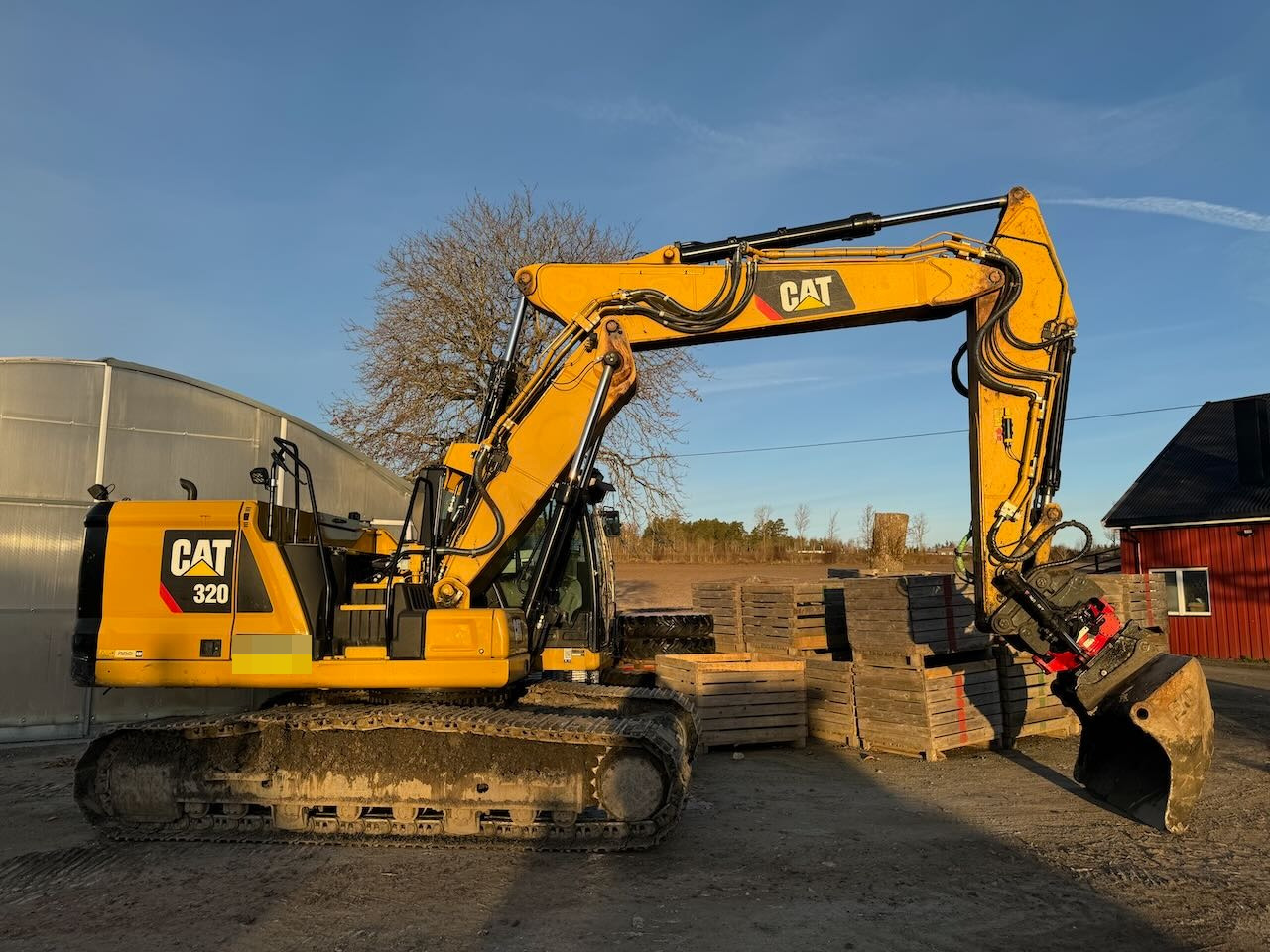 Caterpillar 320 - Crawler excavator: picture 2 Caterpillar 320 - Crawler excavator: picture 2