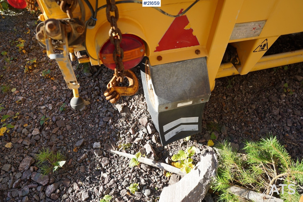 Falköping Falköping sandstrøer for lastebil type LB1000 - Sand/ Salt spreader: picture 5 Falköping Falköping sandstrøer for lastebil type LB1000 - Sand/ Salt spreader: picture 5