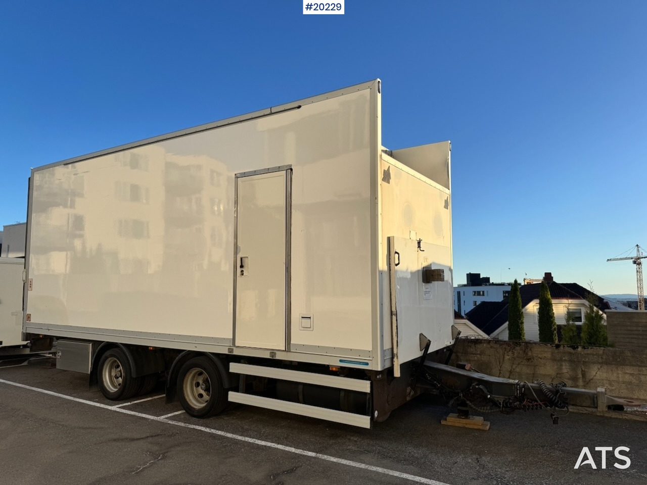 HMF Skapkjerre - Closed box trailer: picture 2 HMF Skapkjerre - Closed box trailer: picture 2