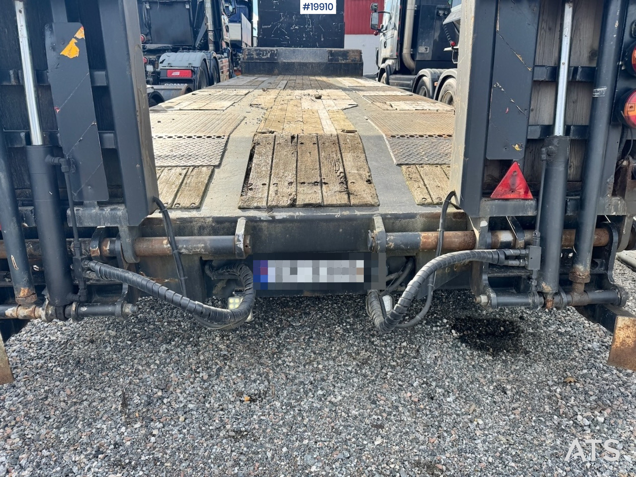 Istrail 3 akslet maskinsemi - Low loader semi-trailer: picture 5 Istrail 3 akslet maskinsemi - Low loader semi-trailer: picture 5