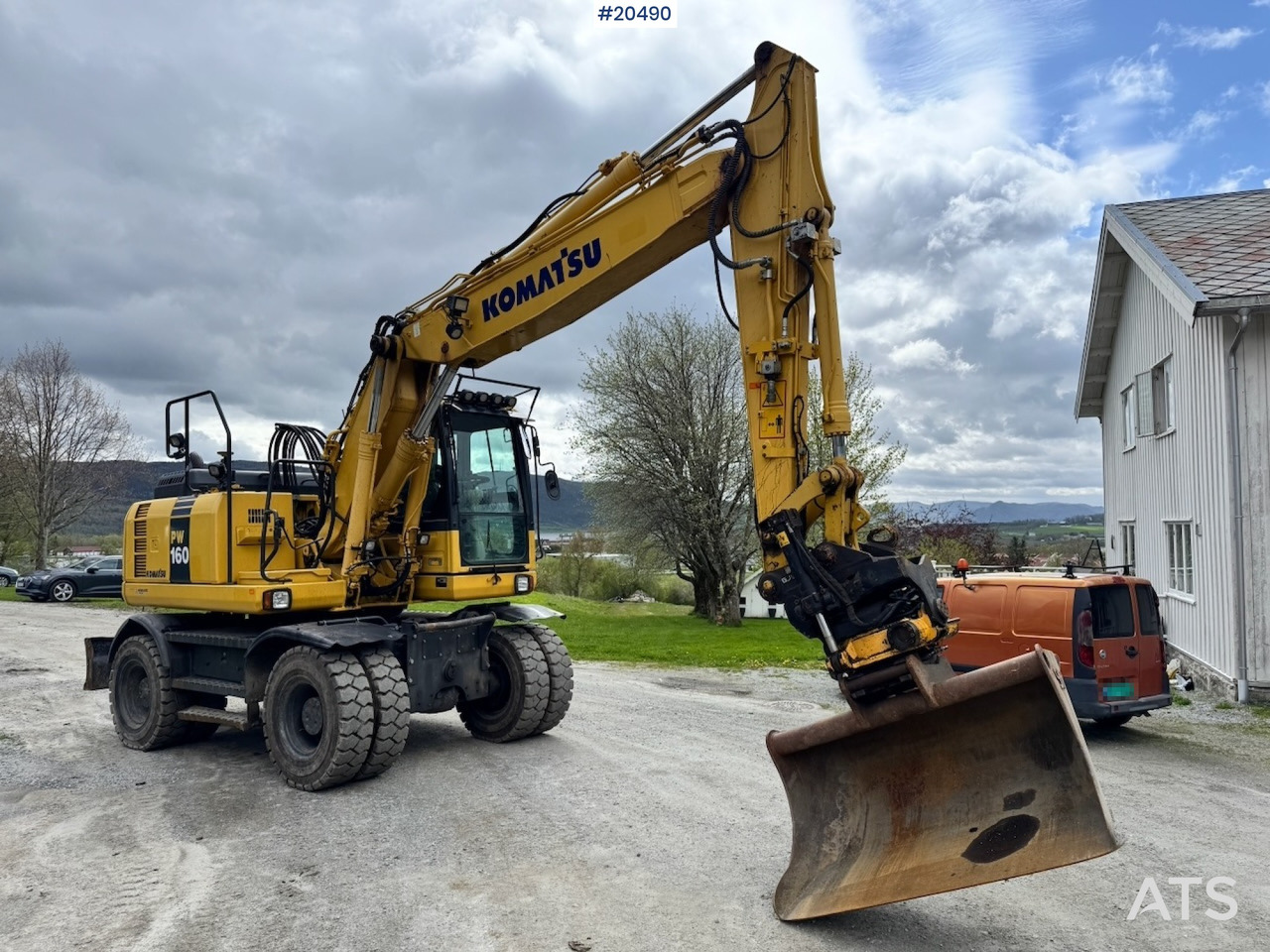 Wheel loader Komatsu PW160-8: picture 8