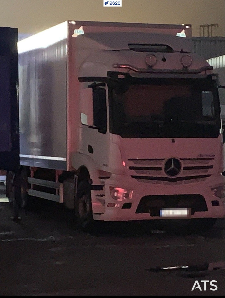 Mercedes Actros - Box truck: picture 3 Mercedes Actros - Box truck: picture 3