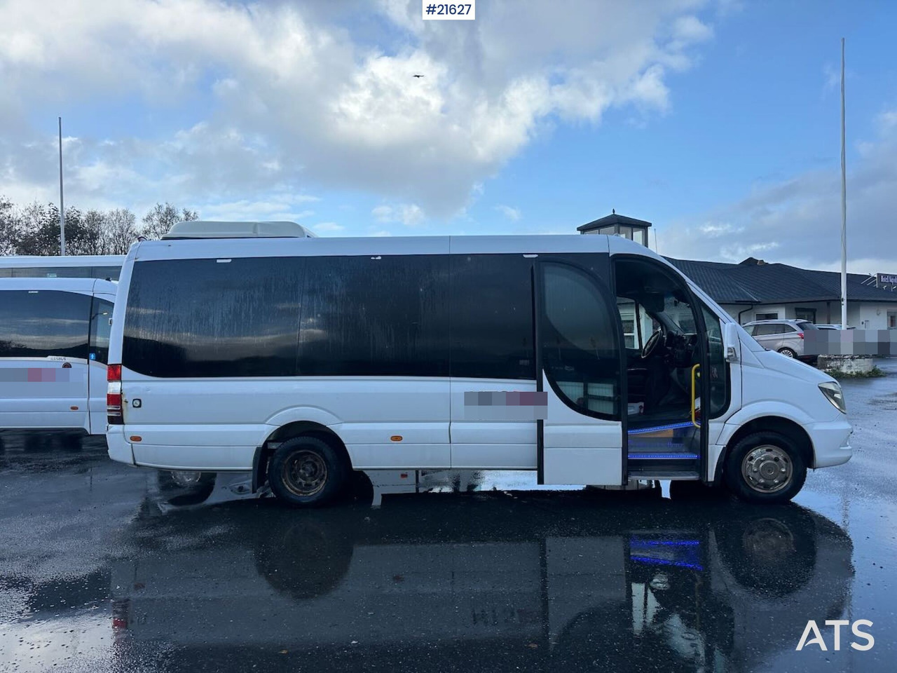 Mercedes Sprinter minibuss 4x2 m/ 16+1 seter, rullestolrampe og handikap plass. - Minibus, Passenger van: picture 5 Mercedes Sprinter minibuss 4x2 m/ 16+1 seter, rullestolrampe og handikap plass. - Minibus, Passenger van: picture 5