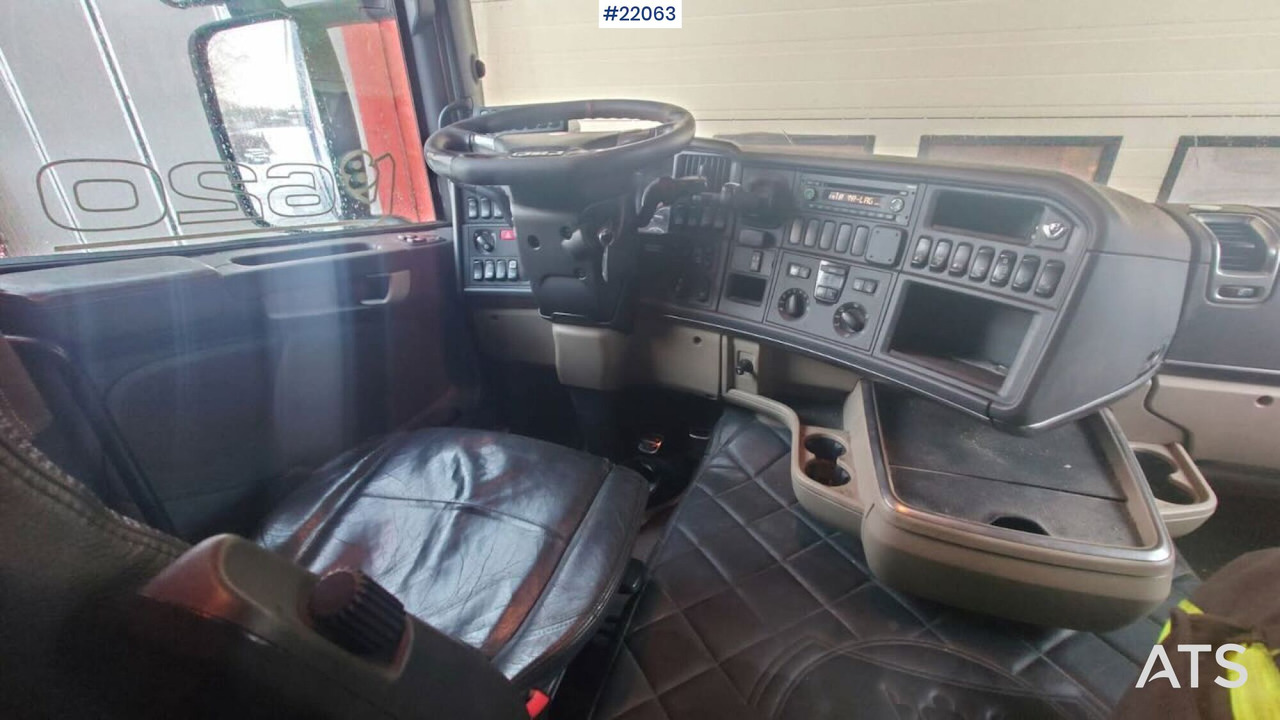 Scania R620 Chassis - Closed box semi-trailer: picture 4 Scania R620 Chassis - Closed box semi-trailer: picture 4