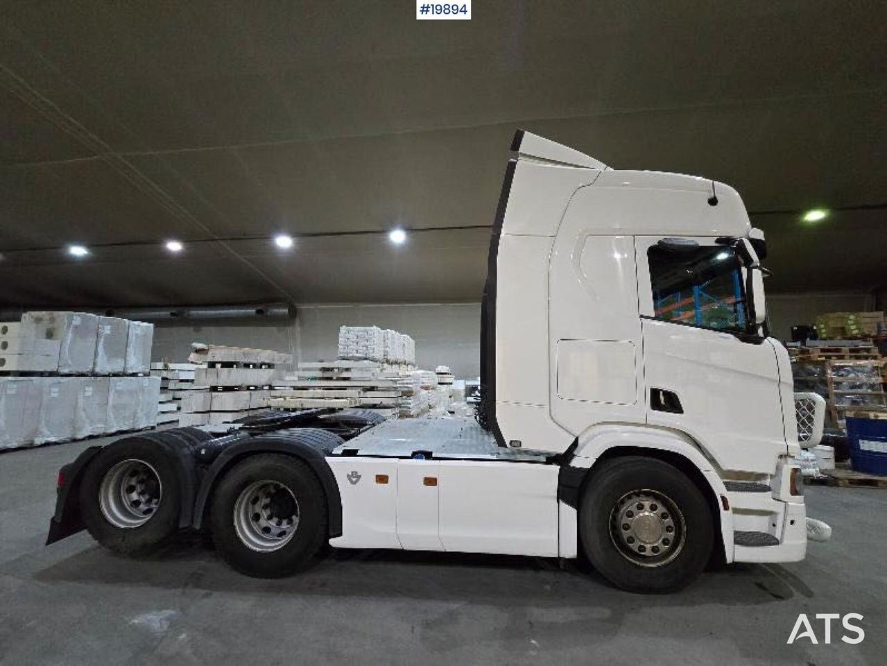 Scania R590 - Tractor unit: picture 4 Scania R590 - Tractor unit: picture 4