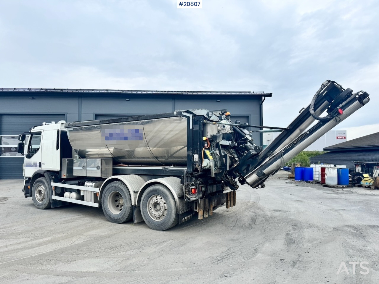 Volvo FE320 - Truck, Asphalt machine: picture 4 Volvo FE320 - Truck, Asphalt machine: picture 4