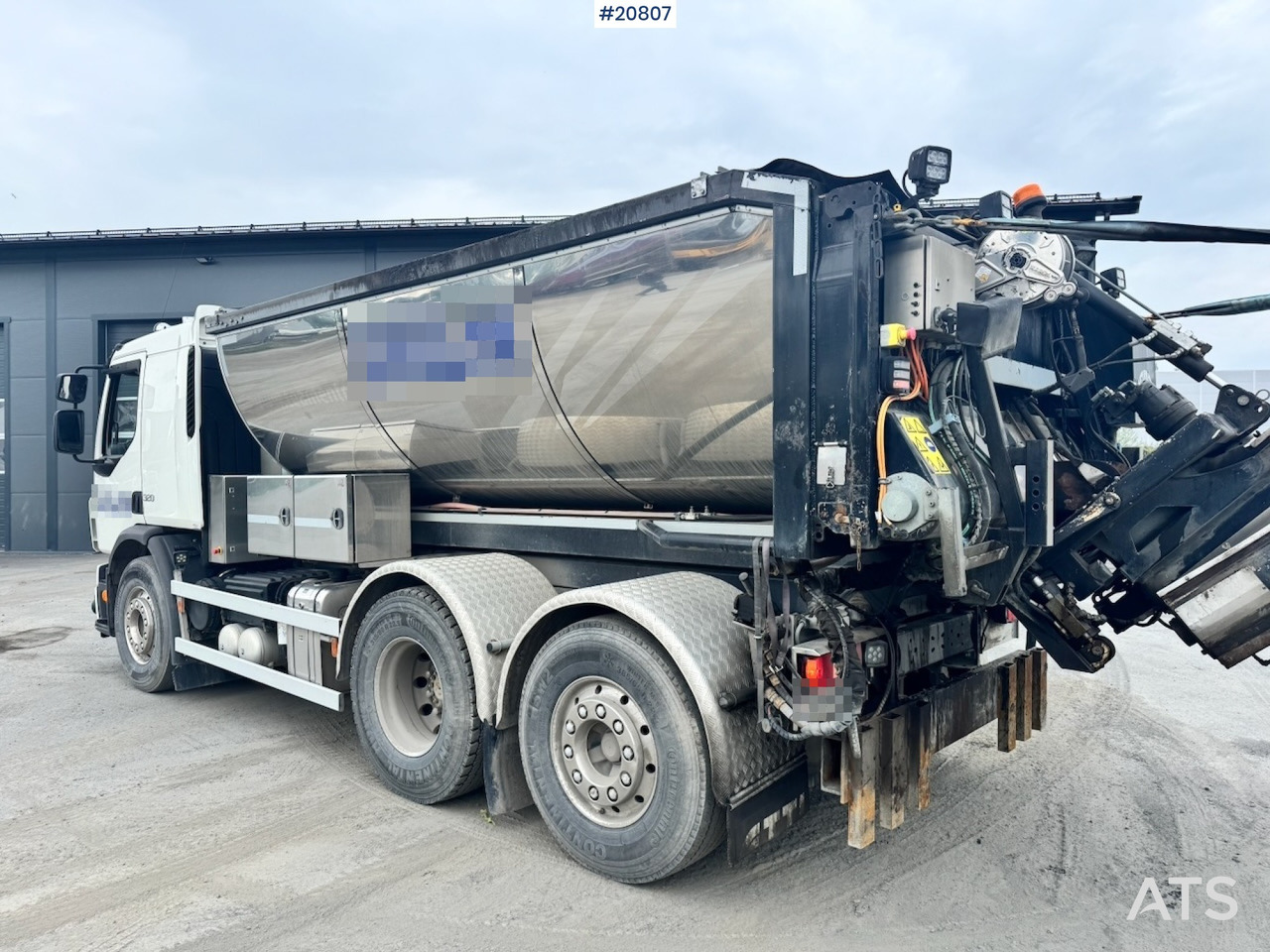 Volvo FE320 - Truck, Asphalt machine: picture 5 Volvo FE320 - Truck, Asphalt machine: picture 5